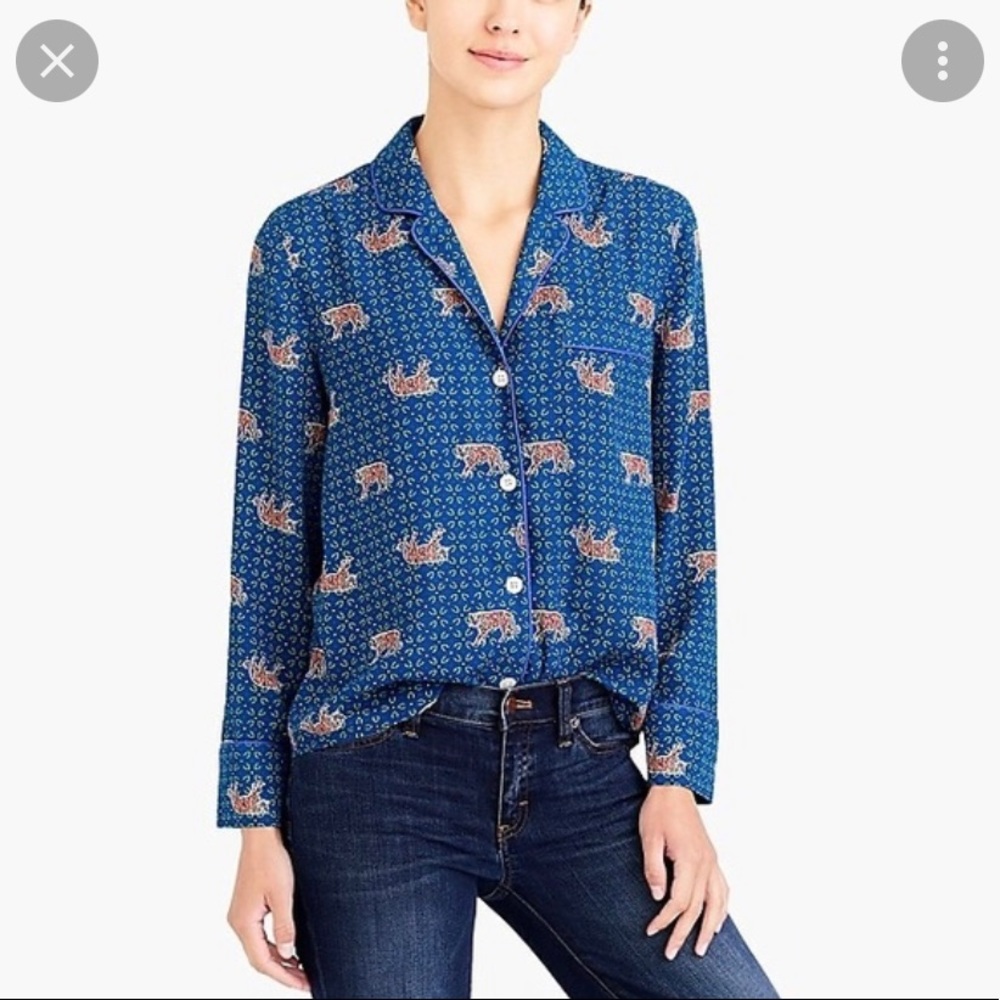 J Crew Mercantile Blue Tiger Blouse size Medium
